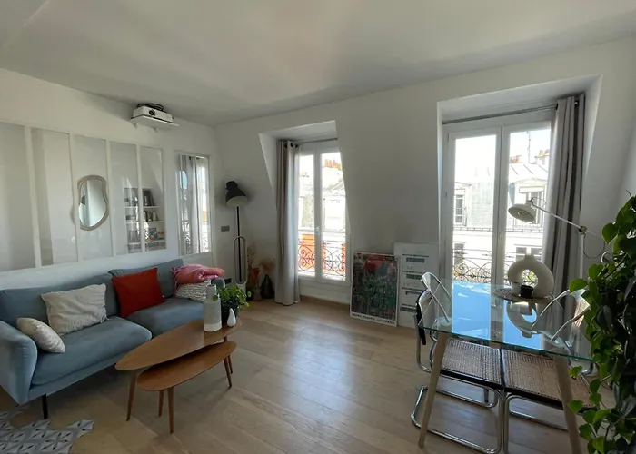 Nice 30 M Near The District Of Aligre
